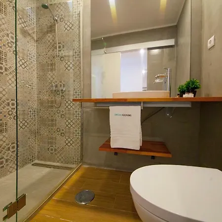 شقة A31 - Tamar Top-floor Flat *