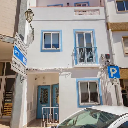 Appartement A31 - Tamar Top-floor Flat *