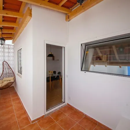 A31 - Tamar Top-floor Flat 라고스